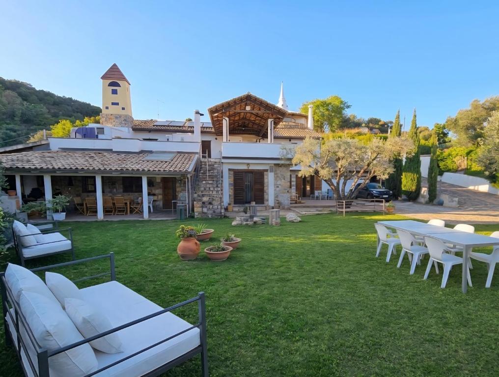 B&B immerso nel verde a pochi passi dal mare a Petrizzi